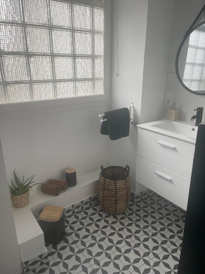 Appartement Au Coeur Du Quartier Historique Ванн Экстерьер фото